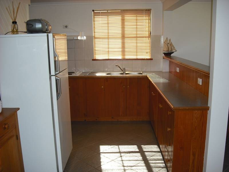 5 Shore Street, Port Clinton SA 5570