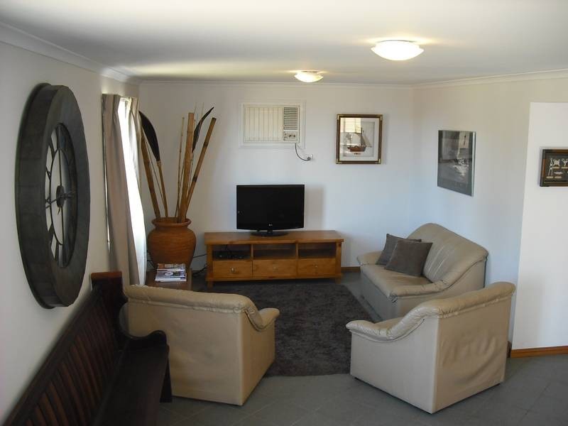 5 Shore Street, Port Clinton SA 5570