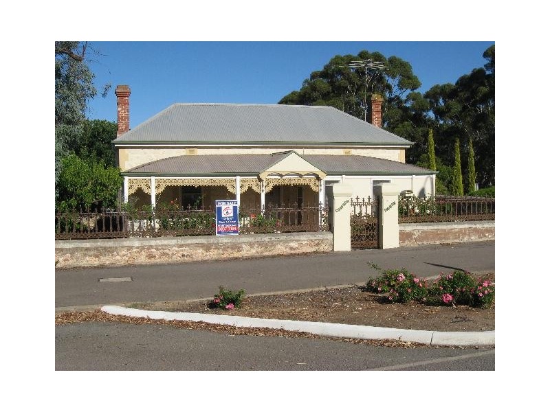 66 Robert Street, Maitland SA 5573