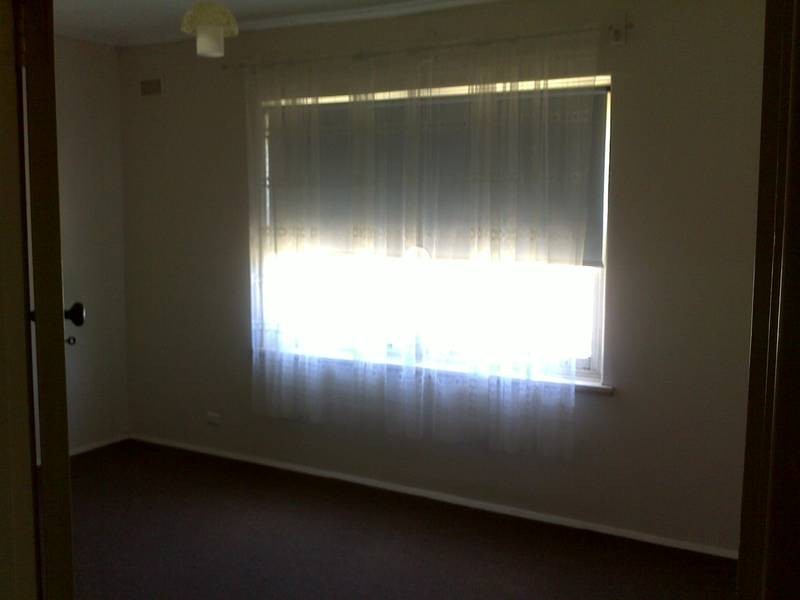 10 Coleridge Crescent, Clearview SA 5085