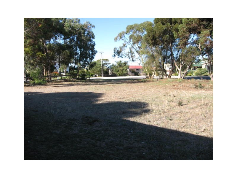 6 Barton Road, Tiddy Widdy Beach SA 5571