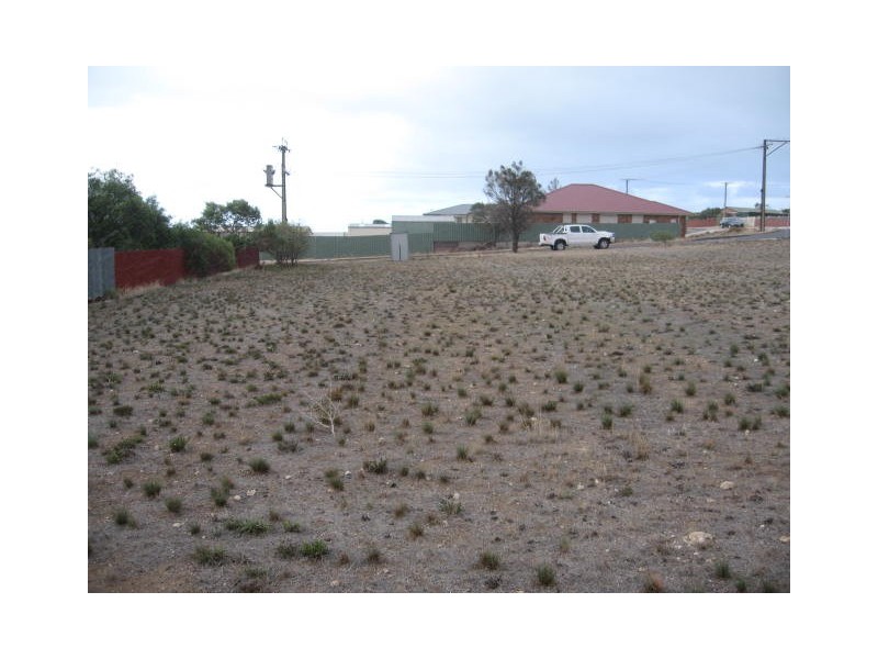 1 Malcolm Street, Tiddy Widdy Beach SA 5571