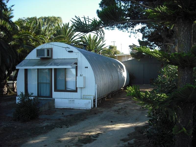42 Esplanade, Pine Point SA 5571