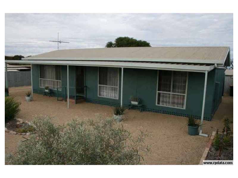 17 Main Coast Road, Ardrossan SA 5571