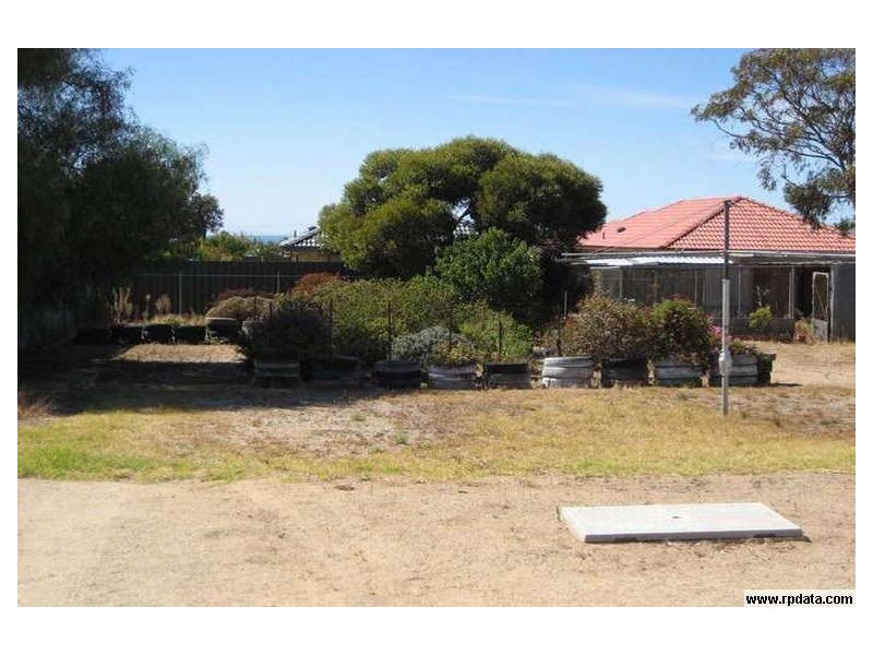 17 Main Coast Road, Ardrossan SA 5571