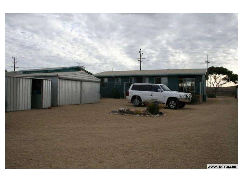17 Main Coast Road, Ardrossan SA 5571