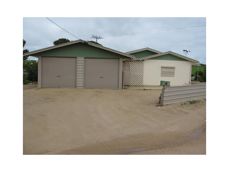 2 Cane Avenue, Ardrossan SA 5571
