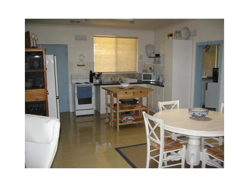 61 Main Street, Pine Point SA 5571