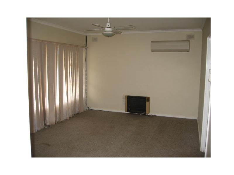 54 Tiddy Ave, Maitland SA 5573