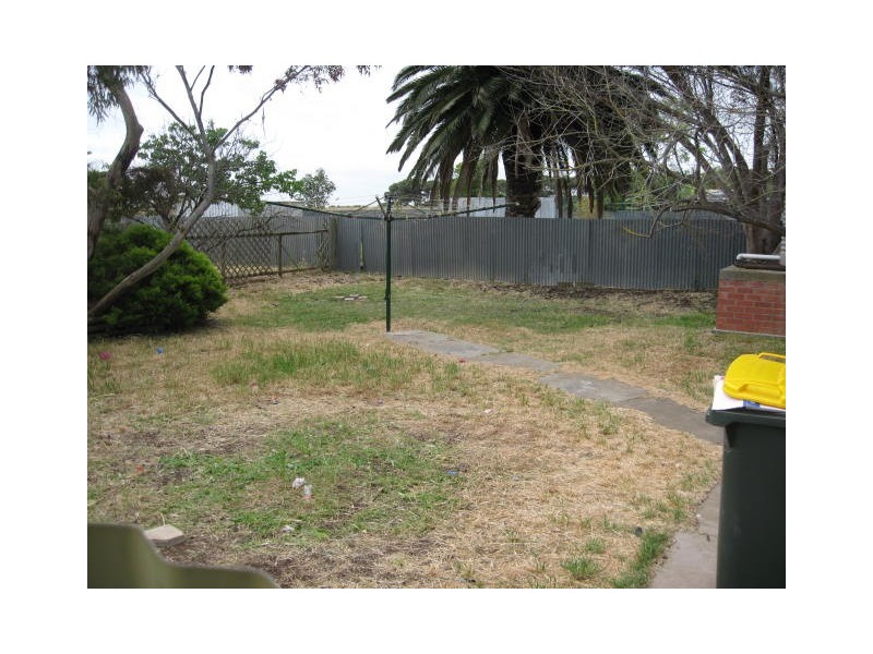 54 Tiddy Ave, Maitland SA 5573