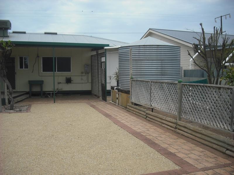 9 Cumberland Road, Port Clinton SA 5570