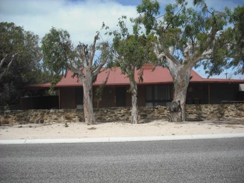 18 duryea street, Port Clinton SA 5570