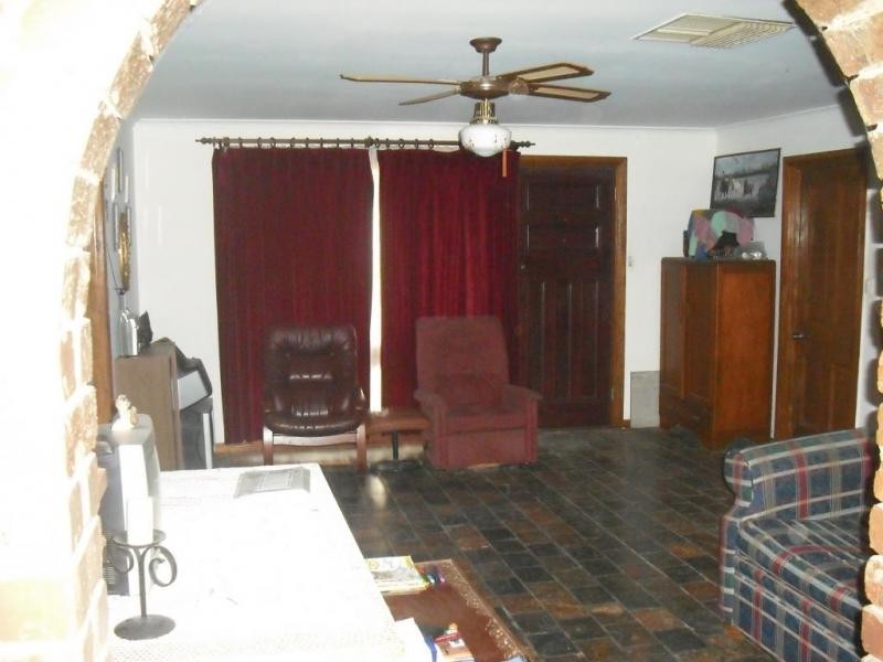 18 duryea street, Port Clinton SA 5570