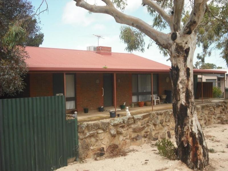 18 duryea street, Port Clinton SA 5570