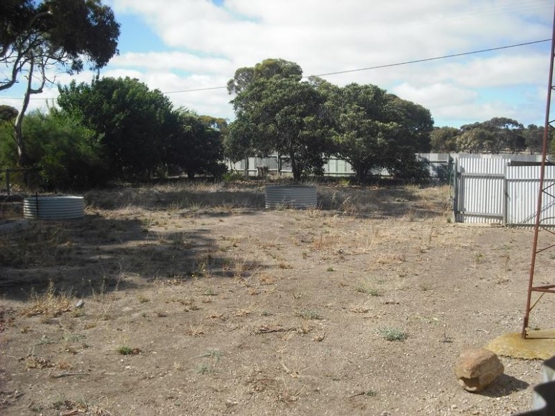 16-18 Main Street, Warooka SA 5577