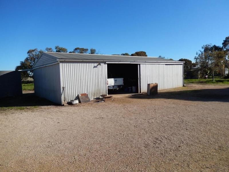 208 Ross Road, Pine Point SA 5571