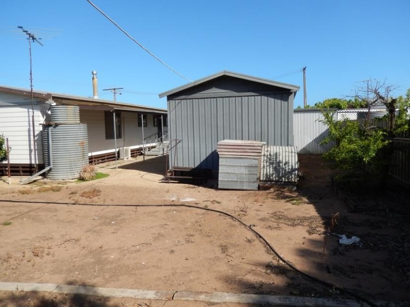 3 Emeu Street, Port Clinton SA 5570
