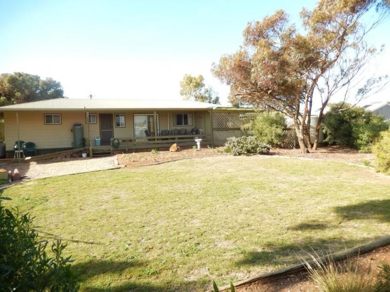 9 Kulpara Street, Port Clinton SA 5570