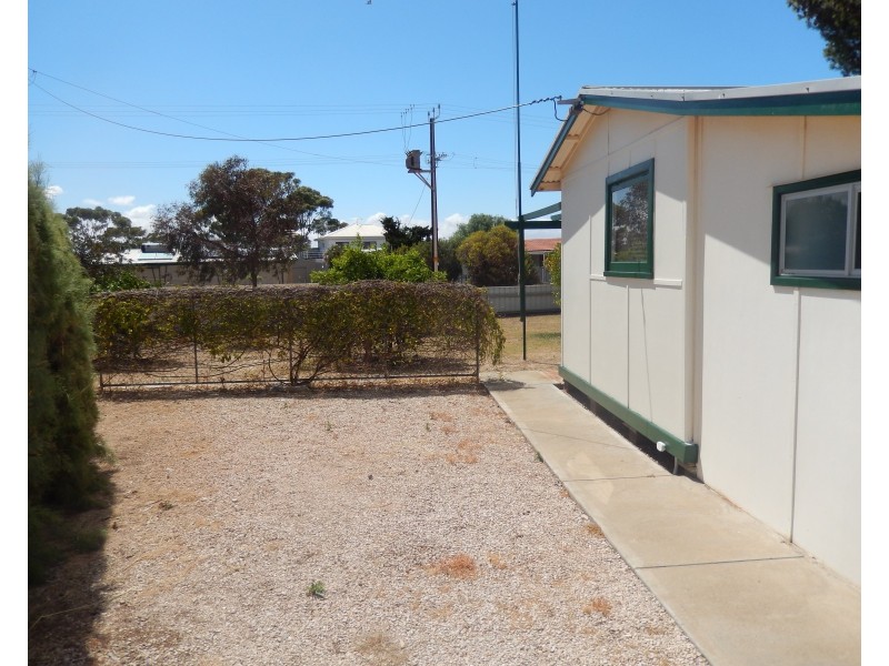 7 Cooper Street, Port Clinton SA 5570