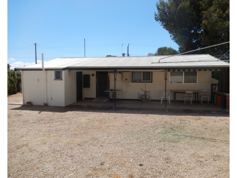 7 Cooper Street, Port Clinton SA 5570