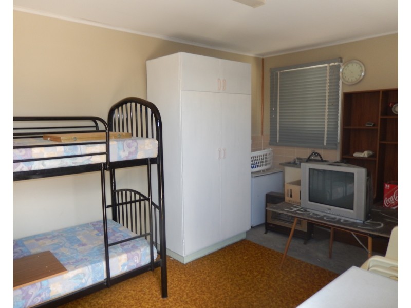 7 Cooper Street, Port Clinton SA 5570