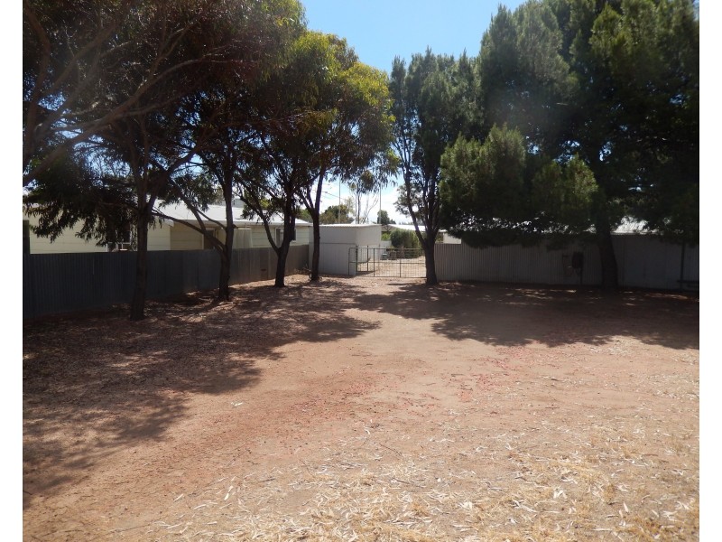 7 Cooper Street, Port Clinton SA 5570
