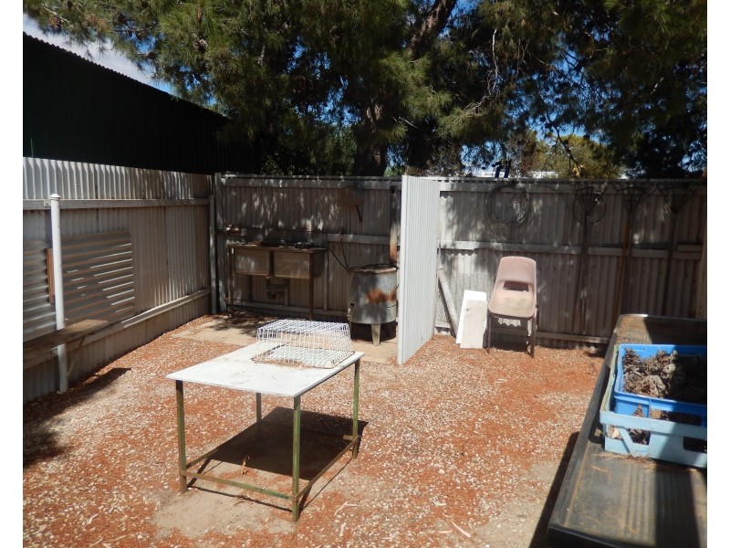 7 Cooper Street, Port Clinton SA 5570