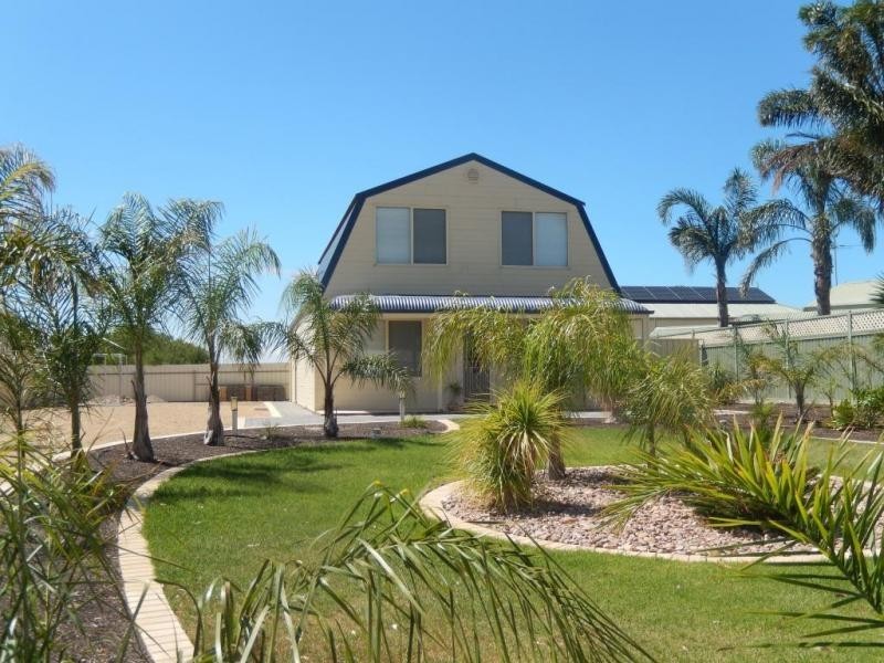 30 Mesnil Drive, Port Clinton SA 5570