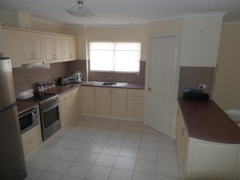 30 Mesnil Drive, Port Clinton SA 5570
