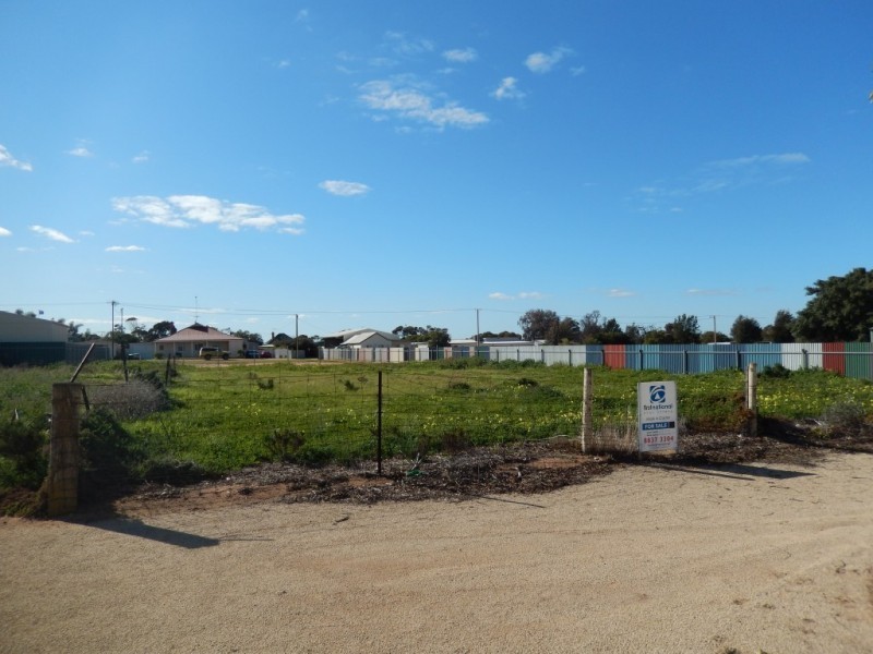 28 Gardner Street, Price SA 5570