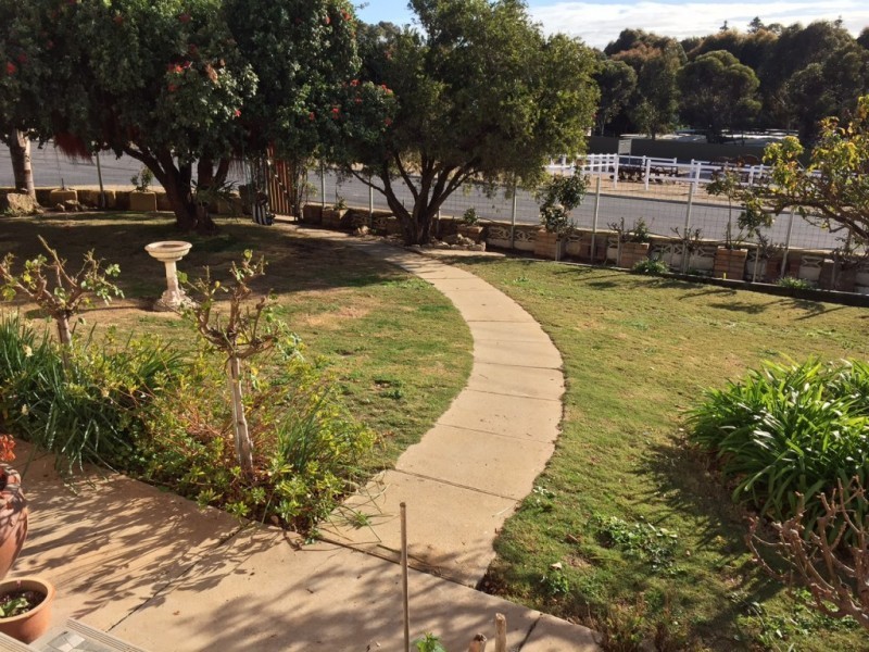 16 North Terrace, Ardrossan SA 5571