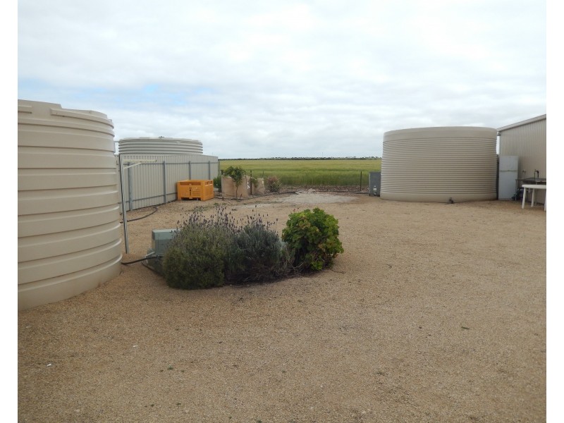 19 Brown Road, James Well SA 5571