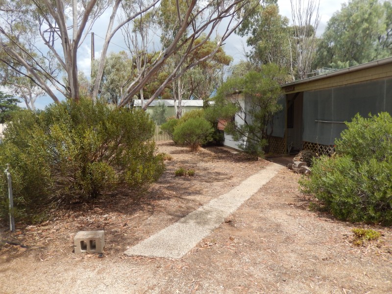 21-23 Devon Street, Port Clinton SA 5570