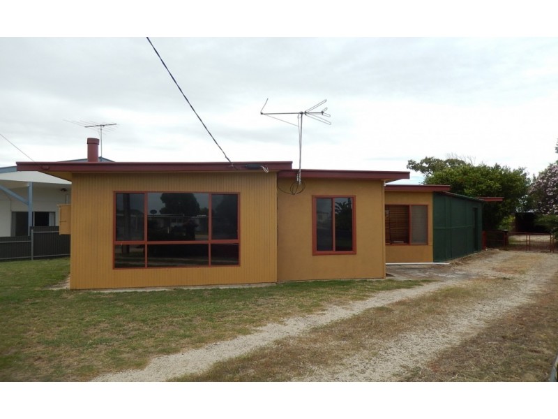 28 Duryea Street, Port Clinton SA 5570