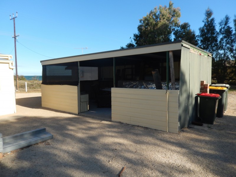6 The Esplanade, Port Clinton SA 5570