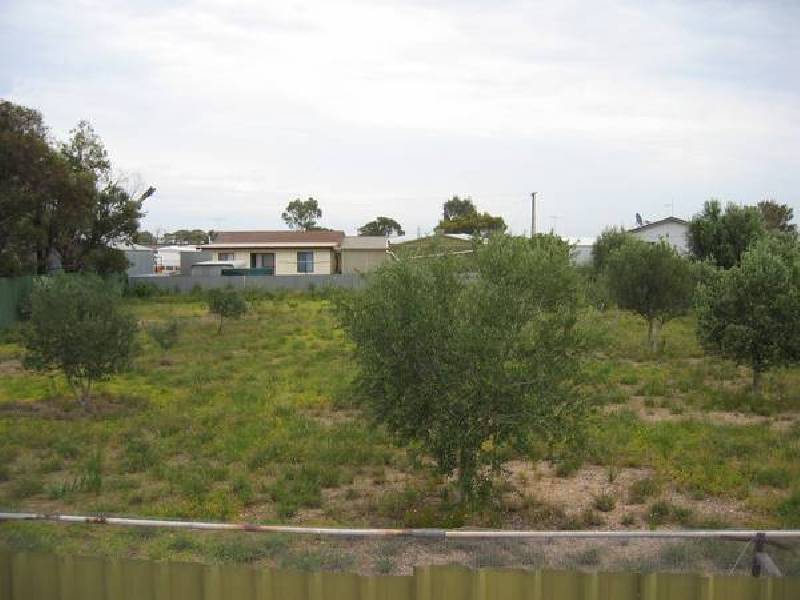 3 Cooper Street, Port Clinton SA 5570