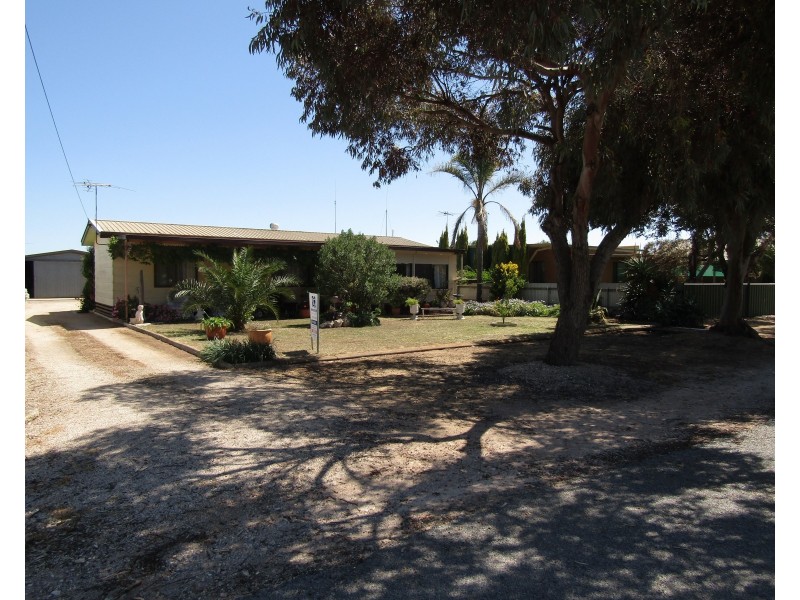 25 Moonta Terrace, Port Clinton SA 5570