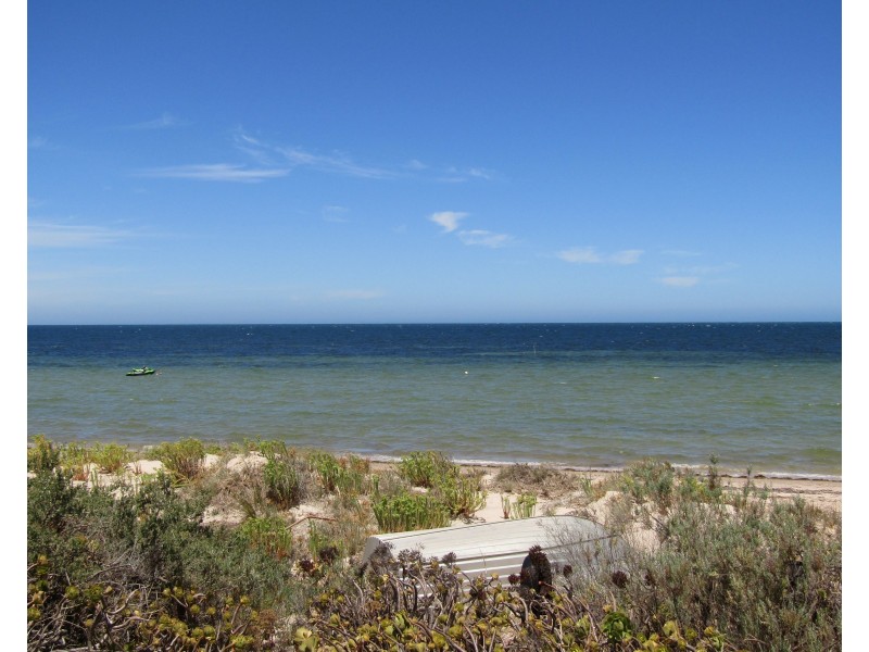 22 Davey Road, Rogues Point SA 5571