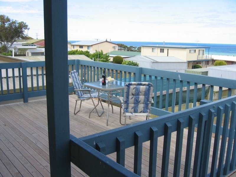 20 Barton Road, Tiddy Widdy Beach SA 5571