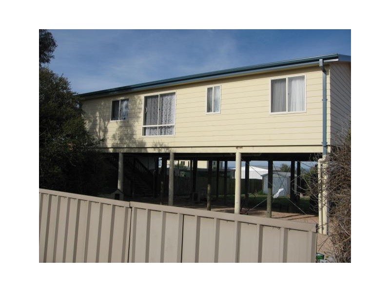 20 Barton Road, Tiddy Widdy Beach SA 5571