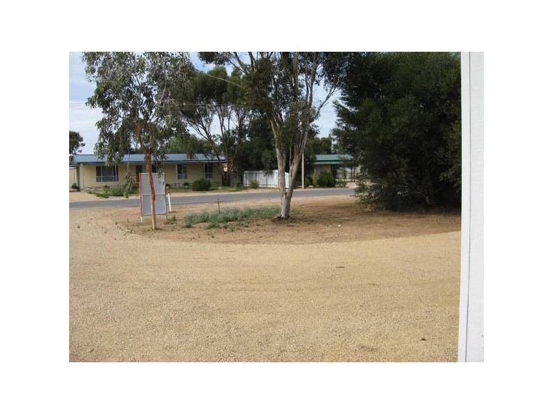 5 Kulpara Street, Port Clinton SA 5570