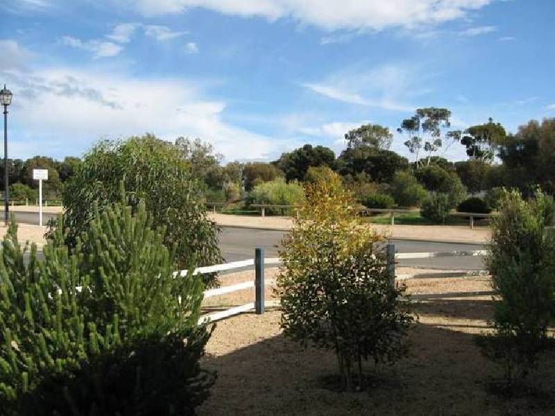 10 Sanders Street, Ardrossan SA 5571