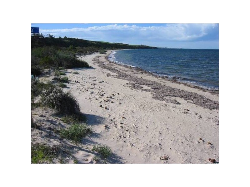67 Main Street, Pine Point SA 5571