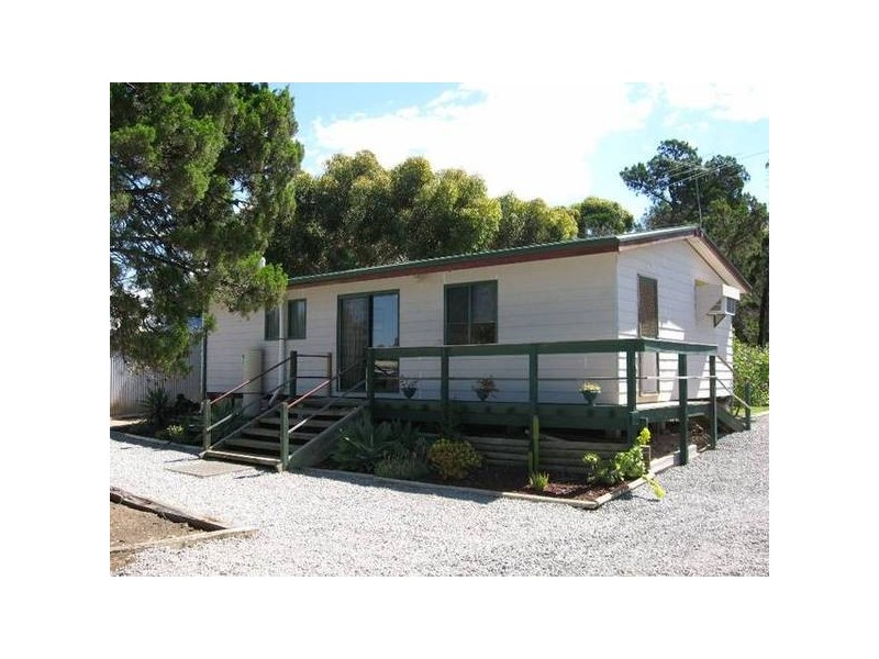 67 Main Street, Pine Point SA 5571