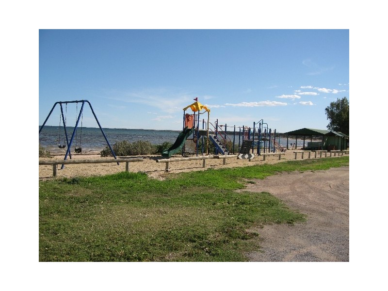 20 Devon Street, Port Clinton SA 5570