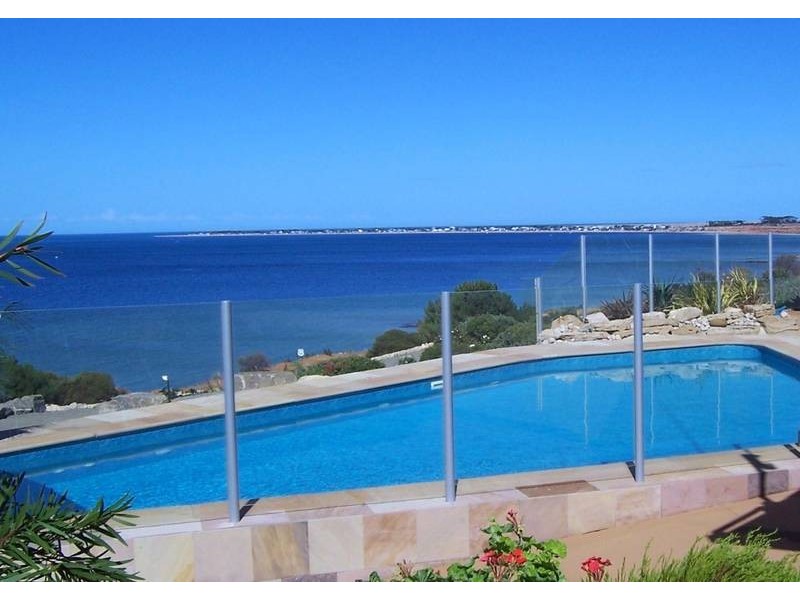 13-17 Victory Crescent, Pine Point SA 5571