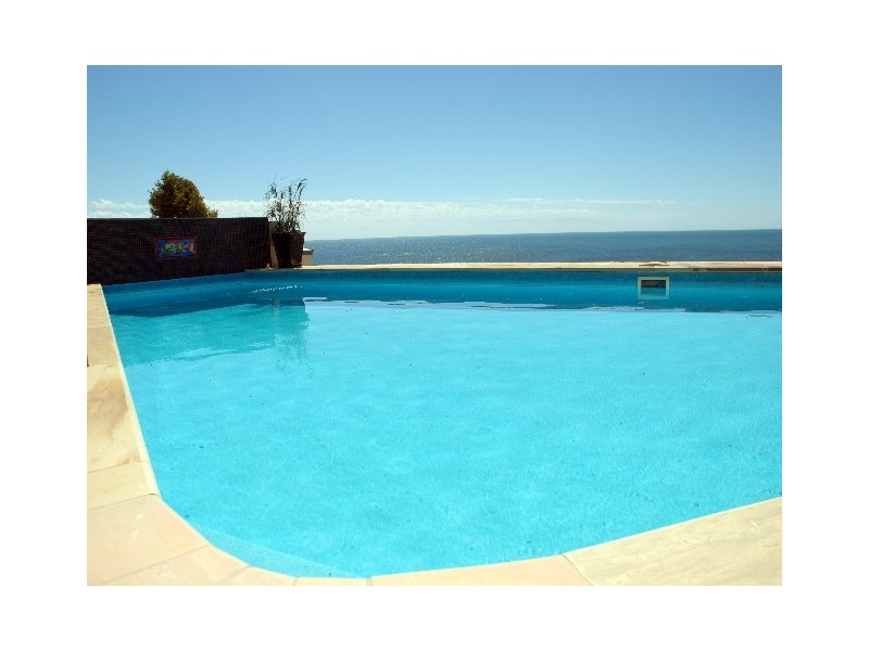 13-17 Victory Crescent, Pine Point SA 5571