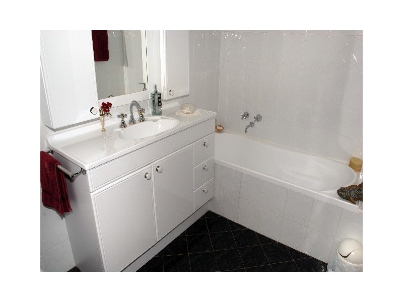 13-17 Victory Crescent, Pine Point SA 5571