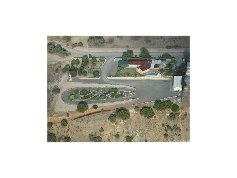 13-17 Victory Crescent, Pine Point SA 5571