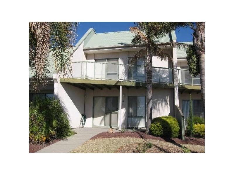 2/6 Rowe Terrace, Ardrossan SA 5571